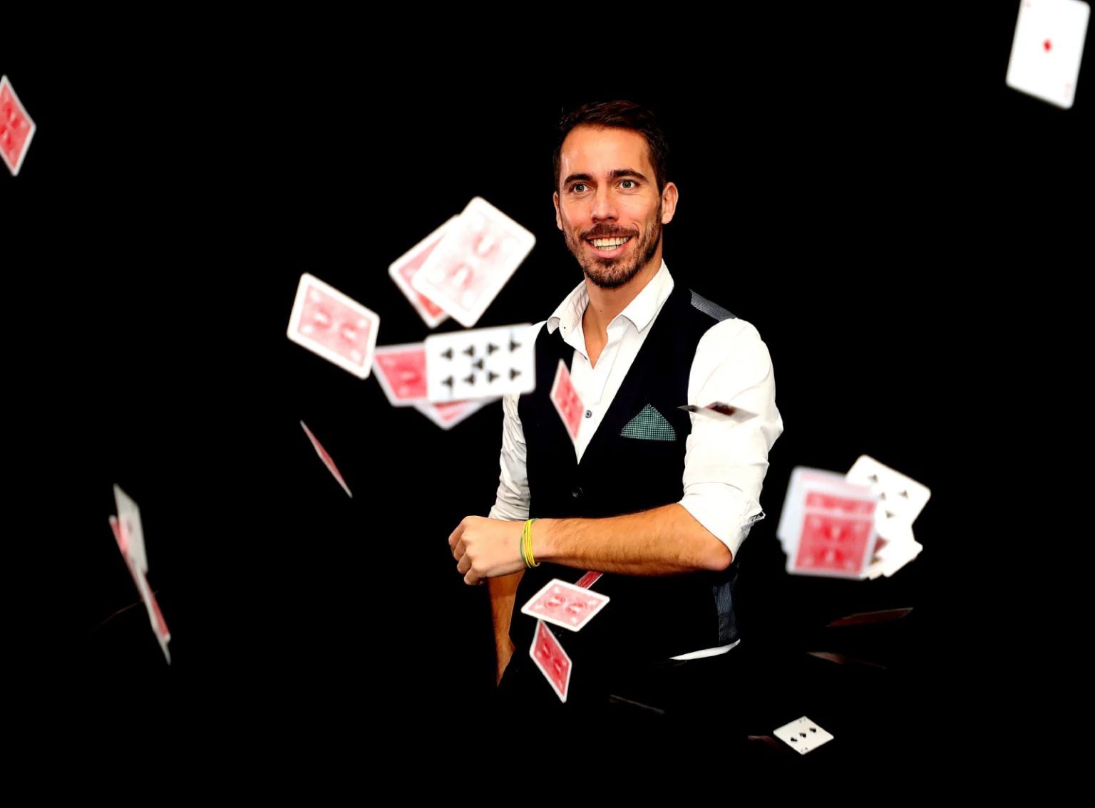 Jet de carte de Wicka le magicien